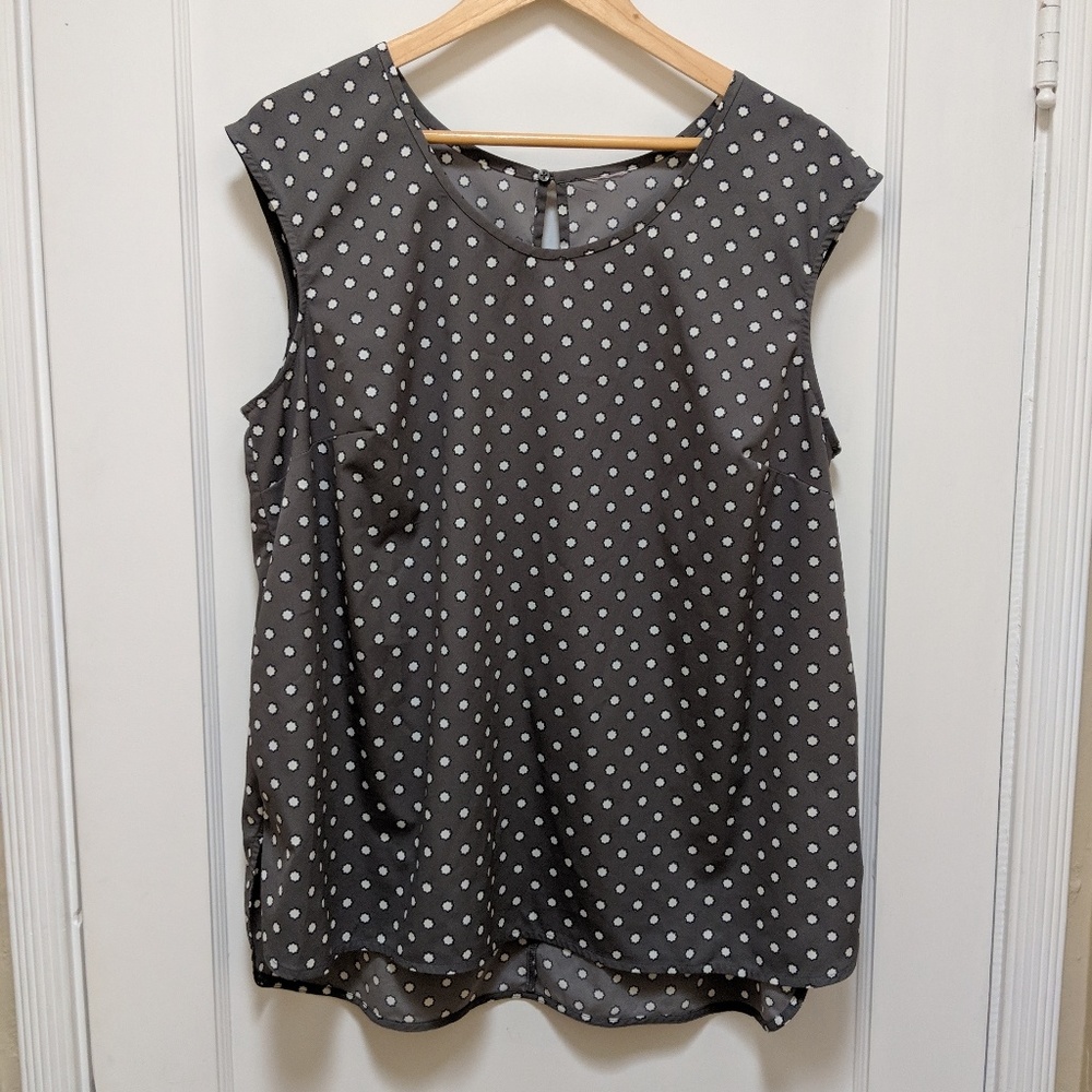 Merona Sleeveless print blouse